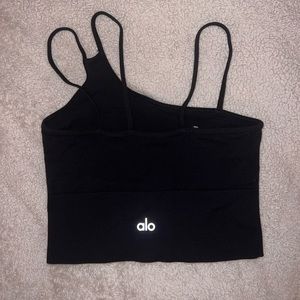 Alo Yoga- Asymmetrical Tank Top in Black